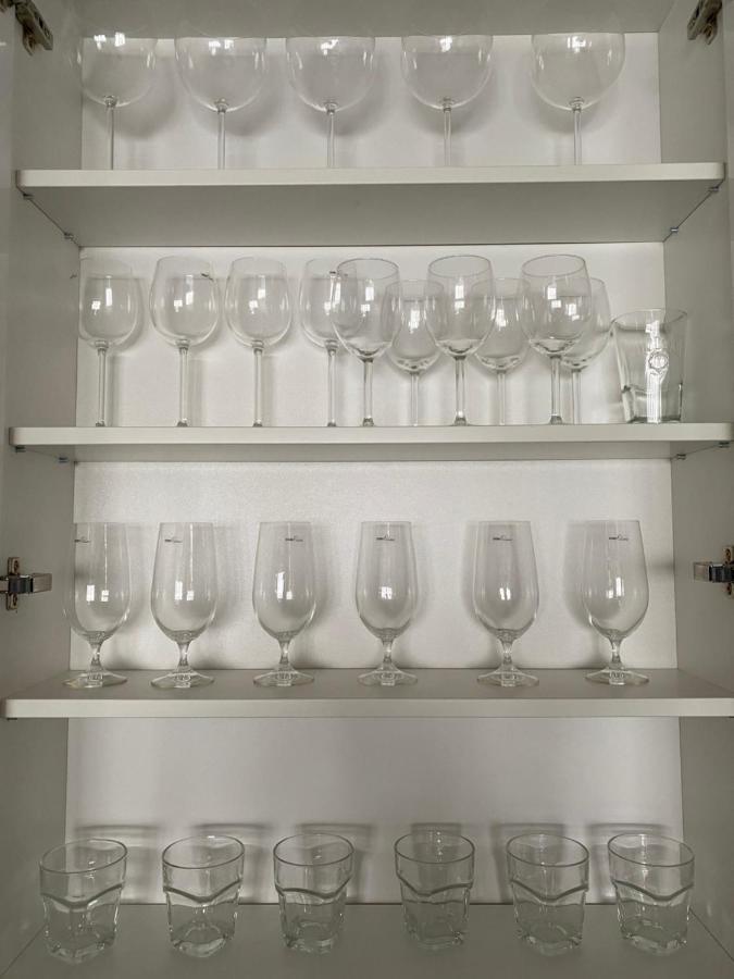 Parizsi Udvar I. Apartment เดเบรตเซน ภายนอก รูปภาพ