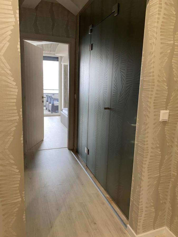 Parizsi Udvar I. Apartment เดเบรตเซน ภายนอก รูปภาพ